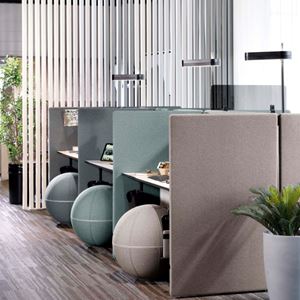 The Lightning bordslampa, svart