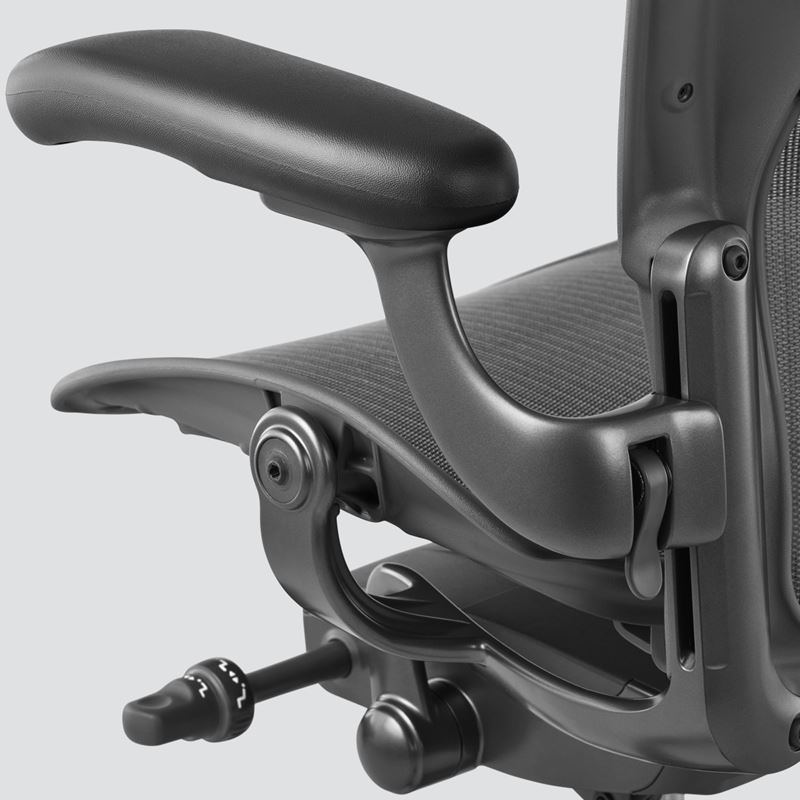 Kontorsstol Herman Miller - Aeron, Re-Mastered, [M] svart/alu