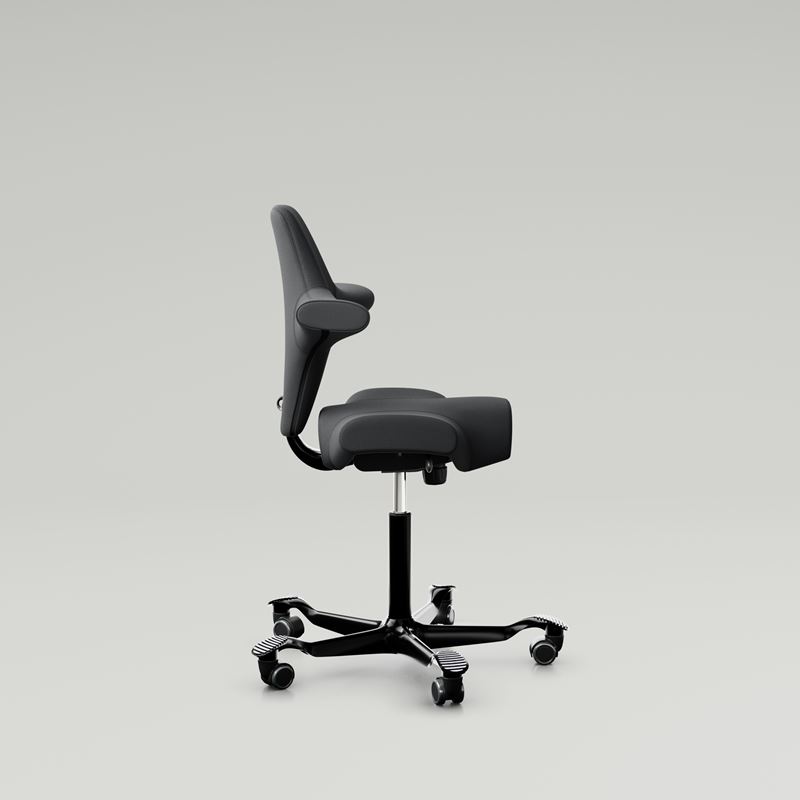 Kontorsstol HÅG Capisco 8106, mörkgrå tygklädsel, svart