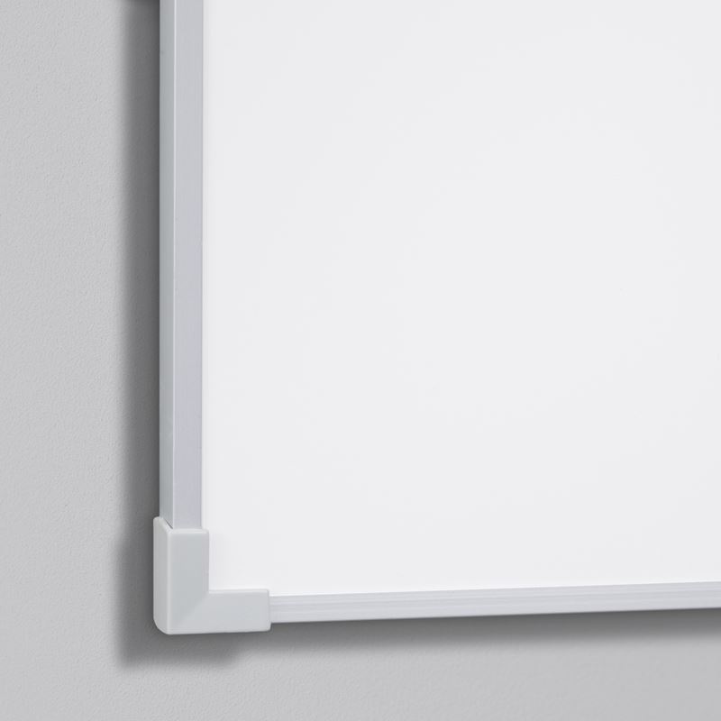 Whiteboard Boarder m. penhylla, 1005x1205